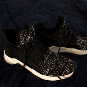 Great shoes for doing Zumba!